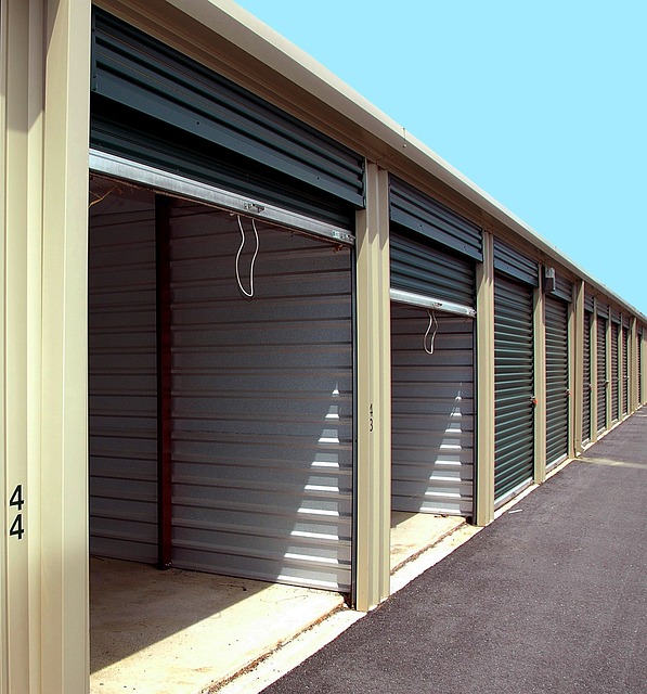 Prefab loodsen: efficiënt bouwen met duurzaamheid in gedachten